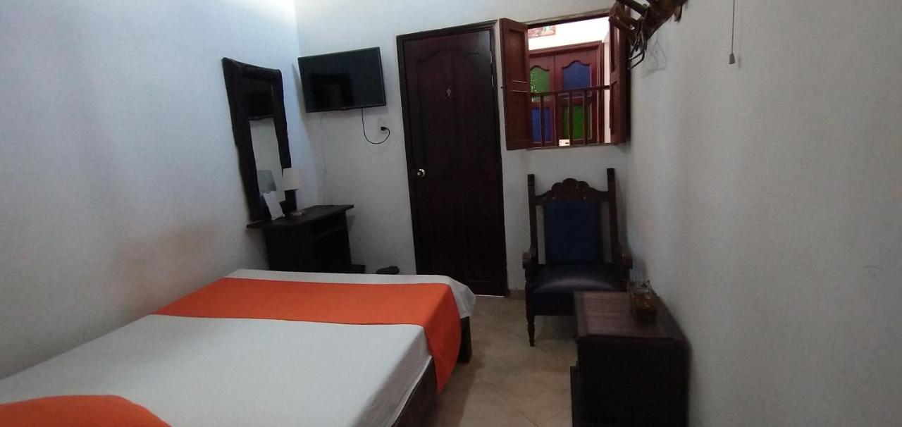 Santander Aleman Hostel San Gil Bagian luar foto