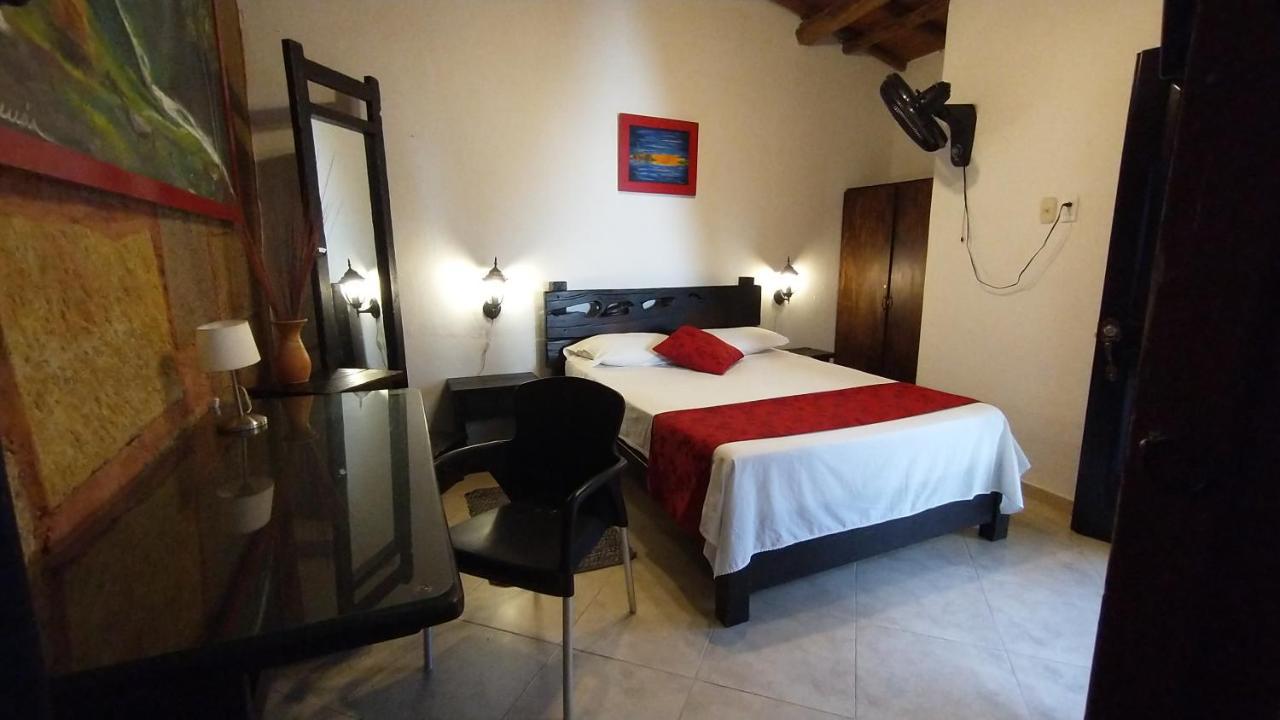 Santander Aleman Hostel San Gil Bagian luar foto