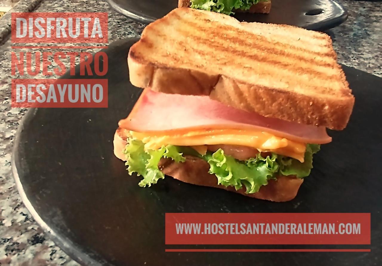Santander Aleman Hostel San Gil Bagian luar foto