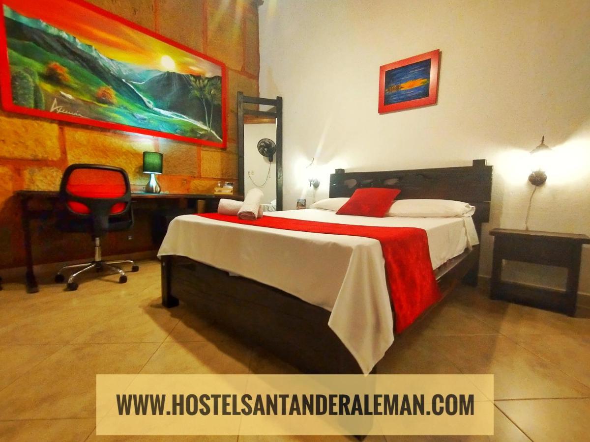 Santander Aleman Hostel San Gil Bagian luar foto
