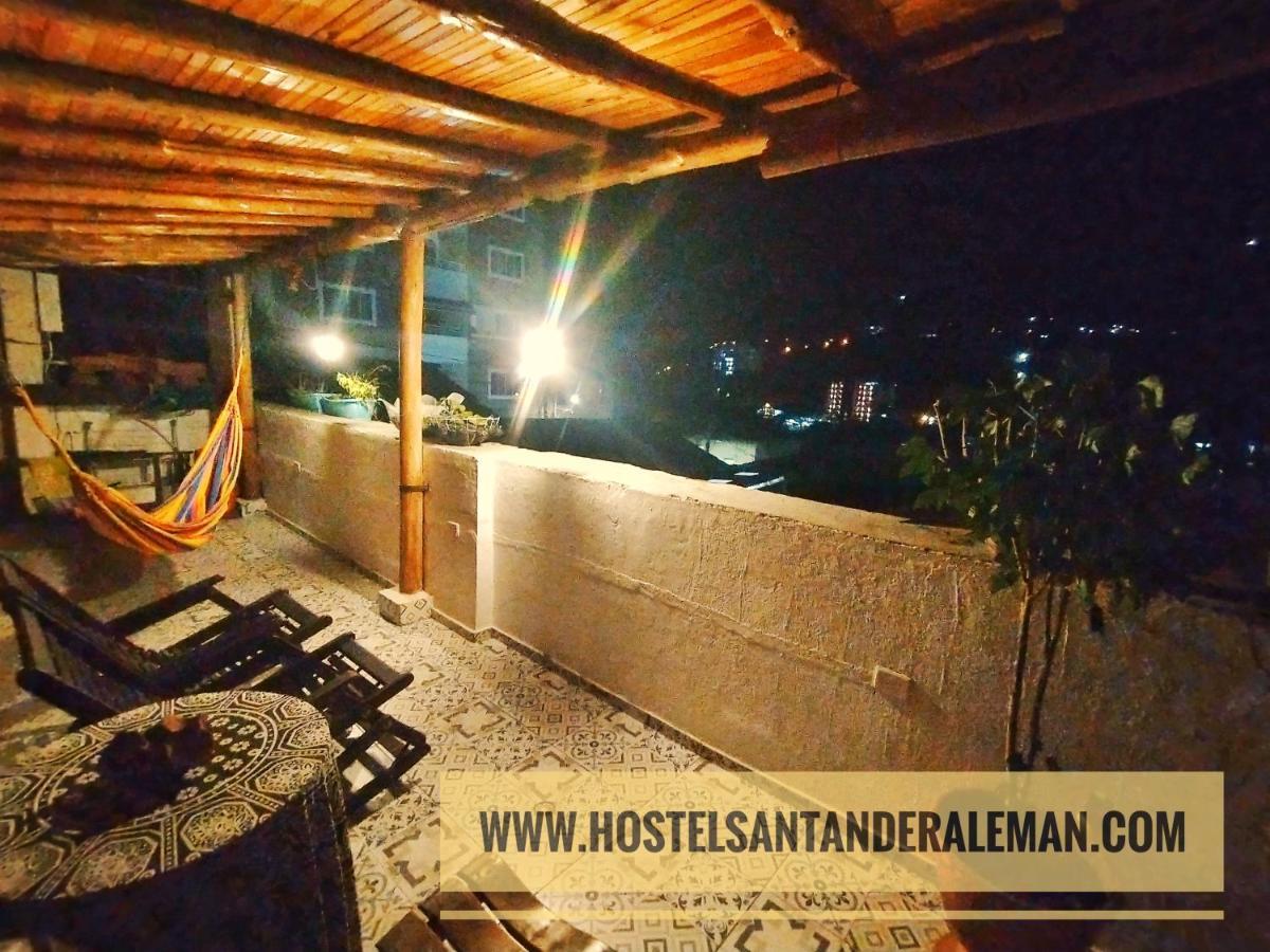 Santander Aleman Hostel San Gil Bagian luar foto