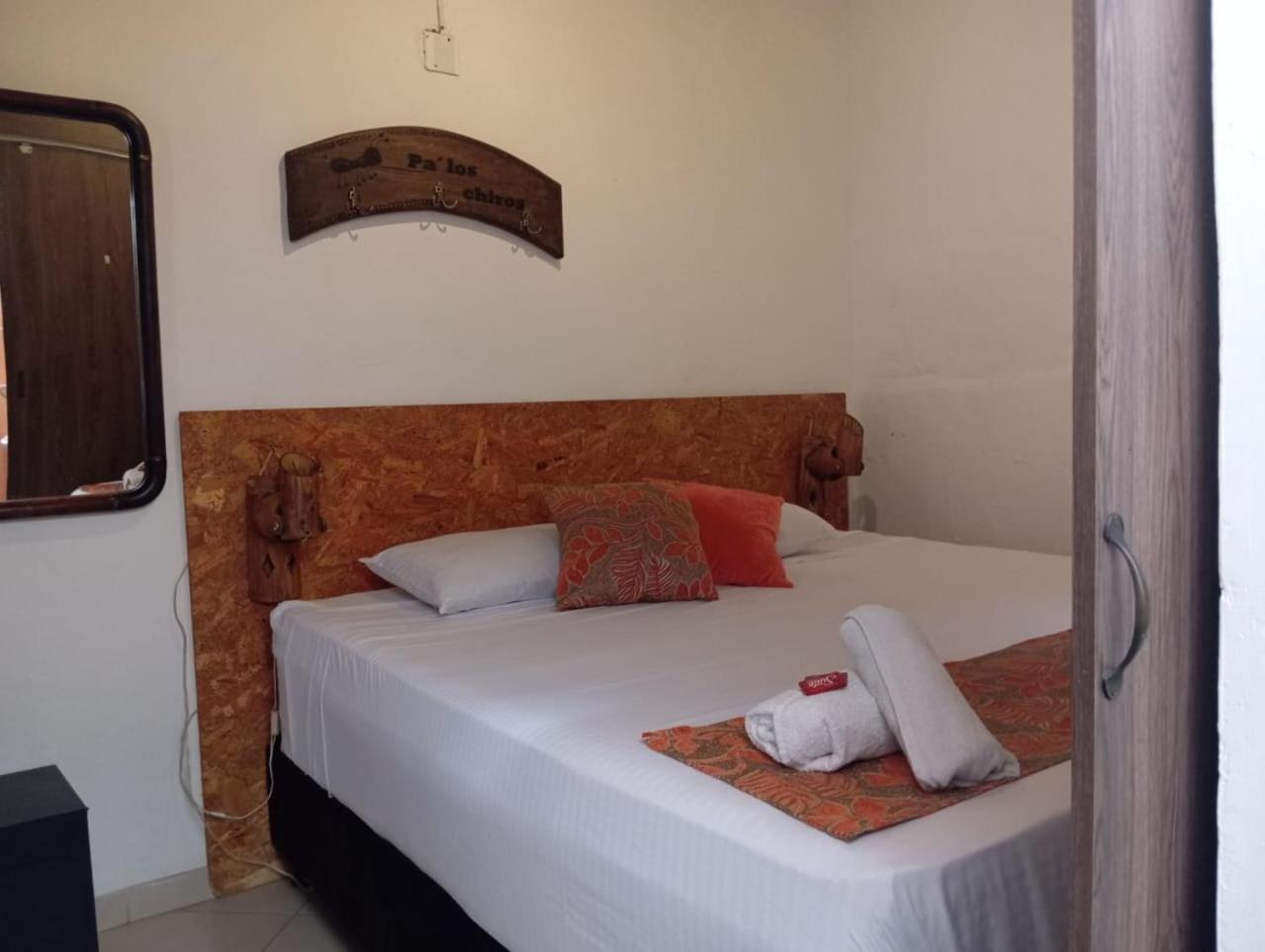 Santander Aleman Hostel San Gil Bagian luar foto