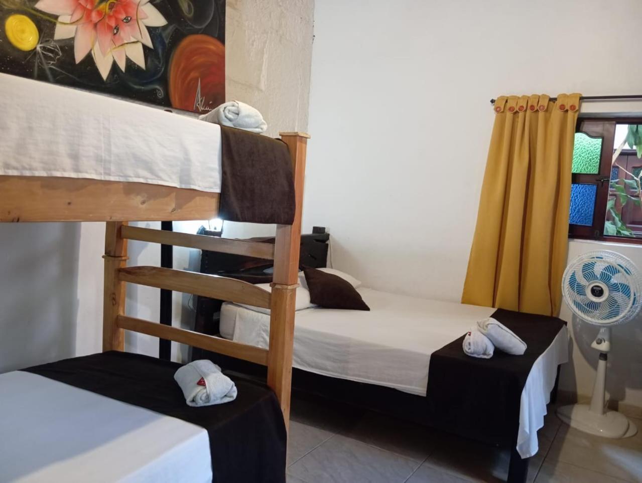 Santander Aleman Hostel San Gil Bagian luar foto