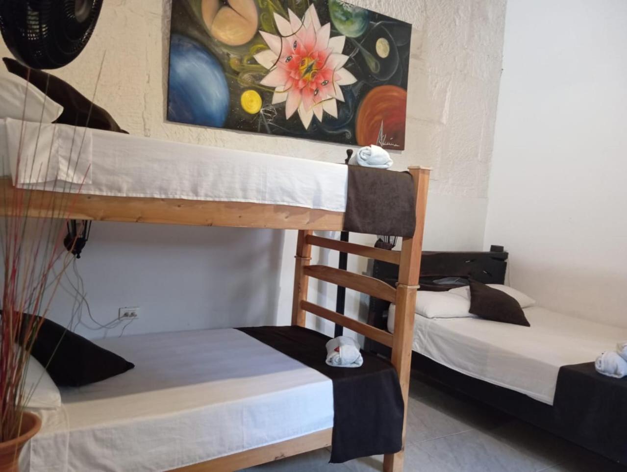 Santander Aleman Hostel San Gil Bagian luar foto