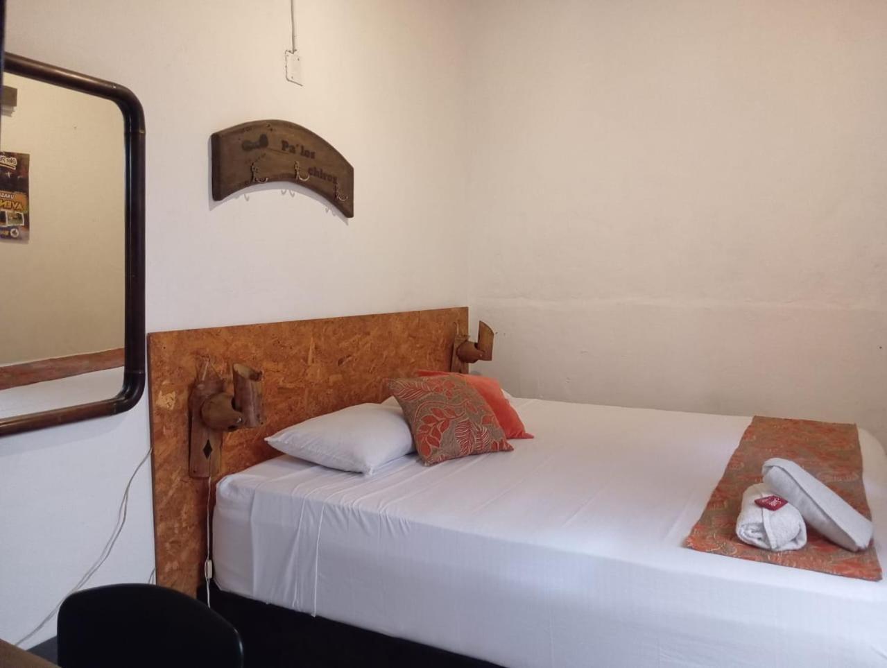 Santander Aleman Hostel San Gil Bagian luar foto